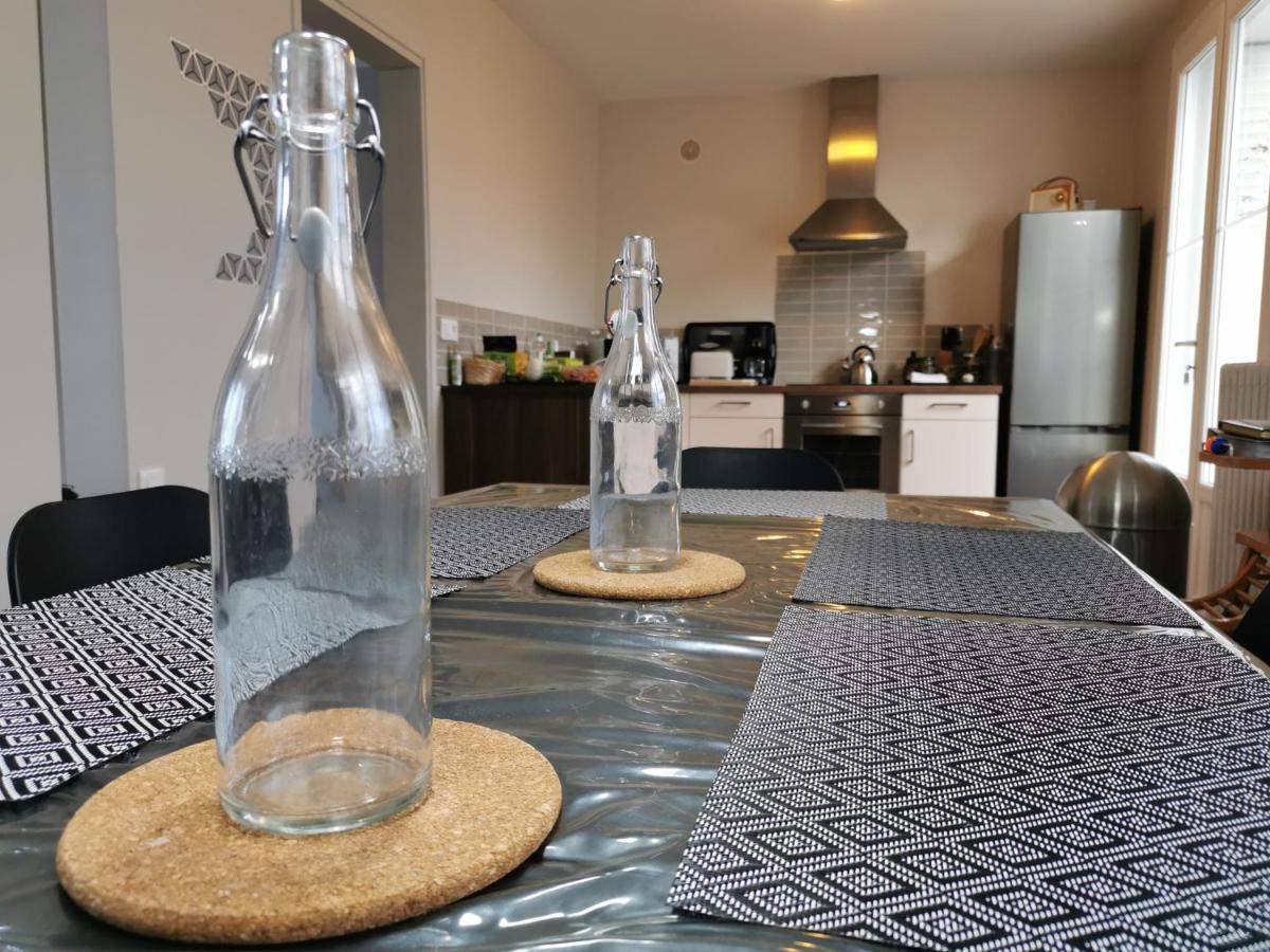 Authentique Gite 1950 Poitiers Futuroscope Aquascope, 1A9Prsn, 3 Pkg, 3 Etoiles A 6Prsn Et 3 Appoints Eco-Responsable Εξωτερικό φωτογραφία
