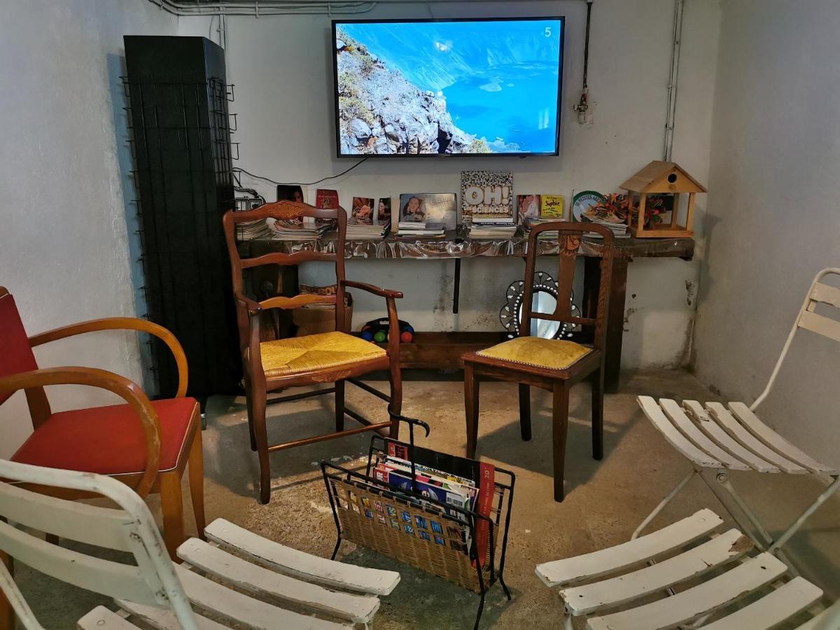 Authentique Gite 1950 Poitiers Futuroscope Aquascope, 1A9Prsn, 3 Pkg, 3 Etoiles A 6Prsn Et 3 Appoints Eco-Responsable Εξωτερικό φωτογραφία